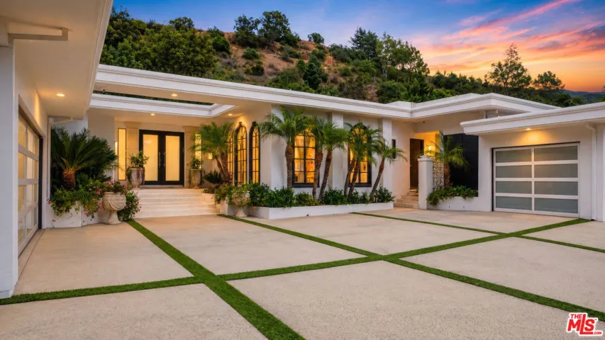 1856 Loma Vista Drive, Beverly Hills, California 90210 — photo 4