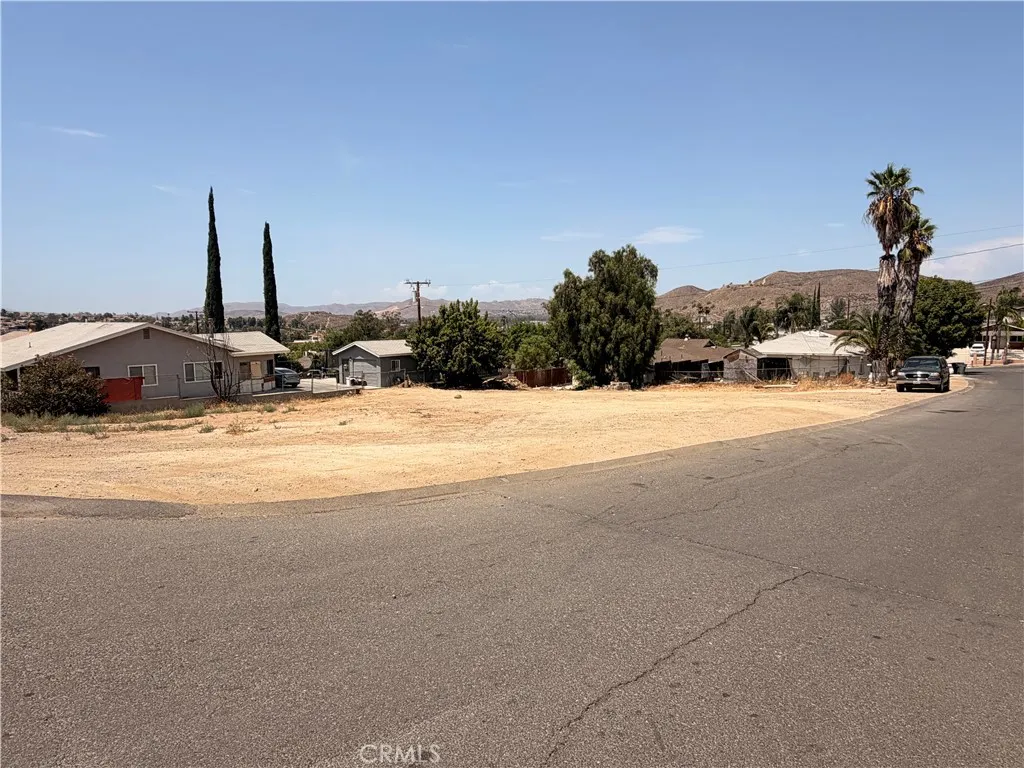 0 Peck, Lake Elsinore, California 92530 — photo 4
