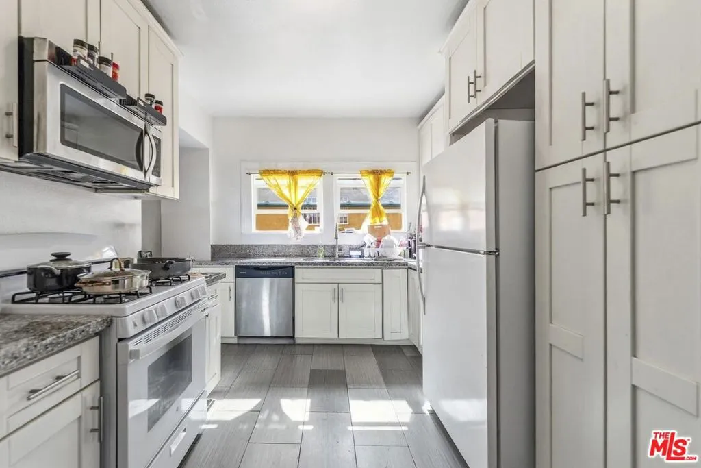 1363 E 49th Street, Los Angeles, California 90011 — photo 5