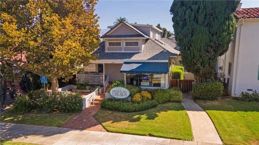 325 Cajon St, Redlands, CA 92373