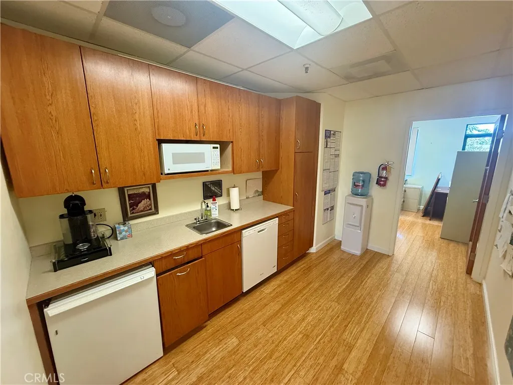 1065 Higuera 200, San Luis Obispo, California 93401 — photo 5