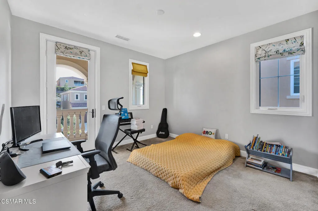 20511 Lantana Ct - HsHProd - 21
