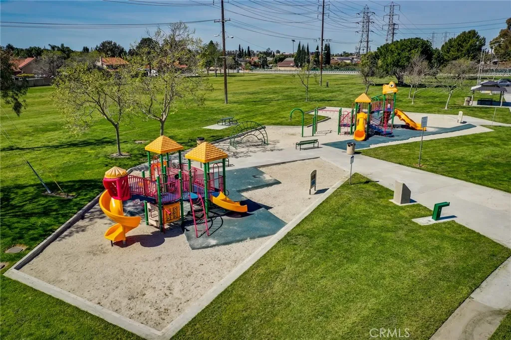 A lot of parks in Orange County for you to visit elhoere senior center has pickleball club A lot of parks in Orange County for you to visit elhoere senior center has pickleball club