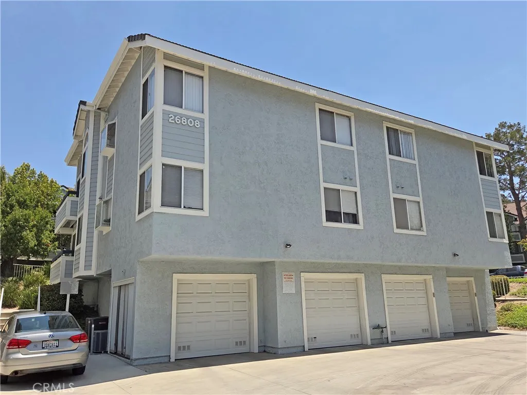 26808 Claudette Street 332, Canyon Country, California 91351 — photo 5