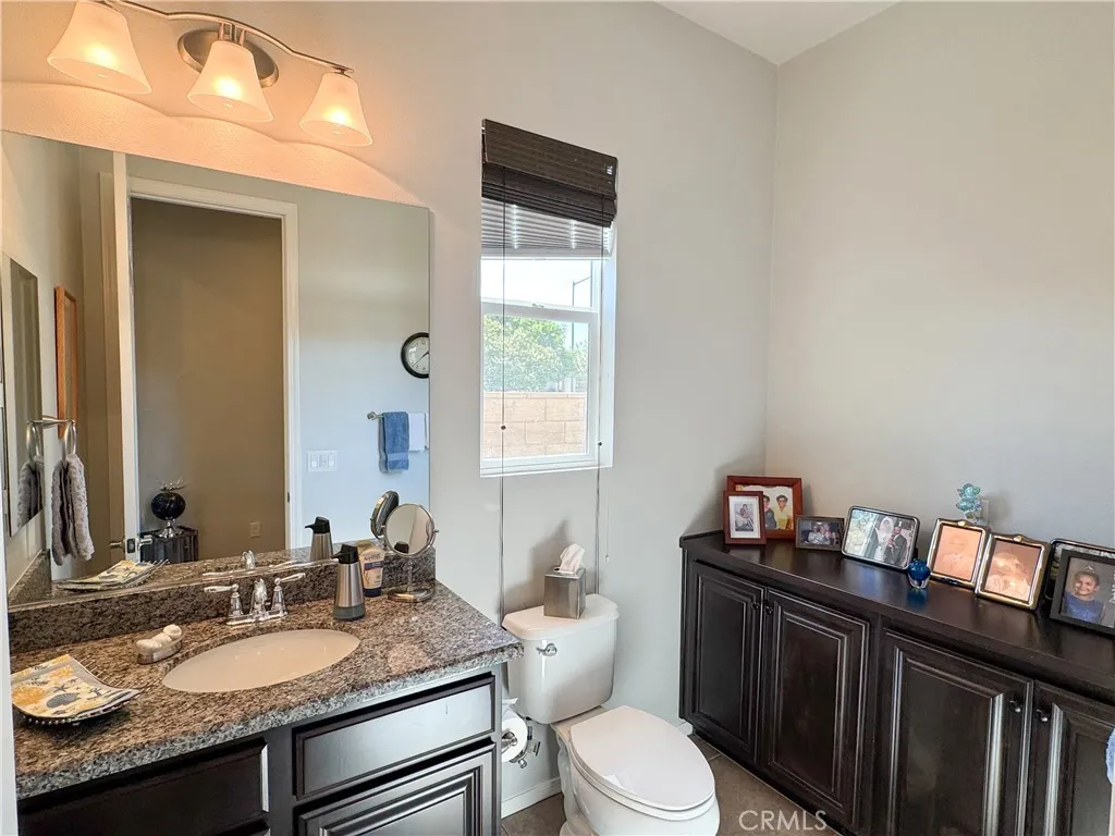 9809 Naples, Bakersfield, California 93306 — photo 4