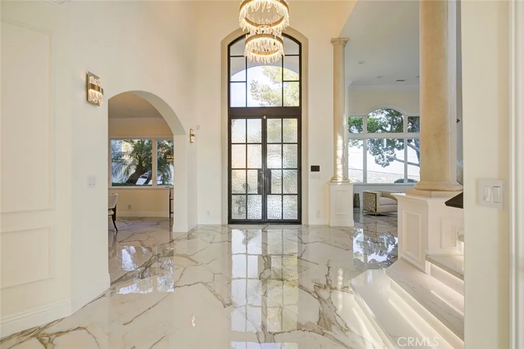 350 Starlight Crest, La Canada Flintridge, California 91011 — photo 5