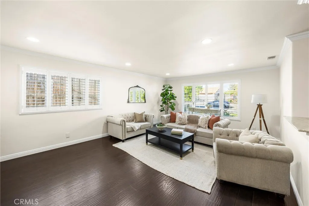 1459 Alta, Upland, California 91786 — photo 4