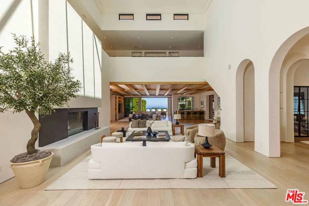 1362 Bella Oceana Vista, Pacific Palisades, California 90272 — photo 4