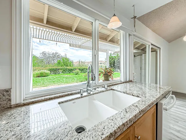 cKitchen and Dining6