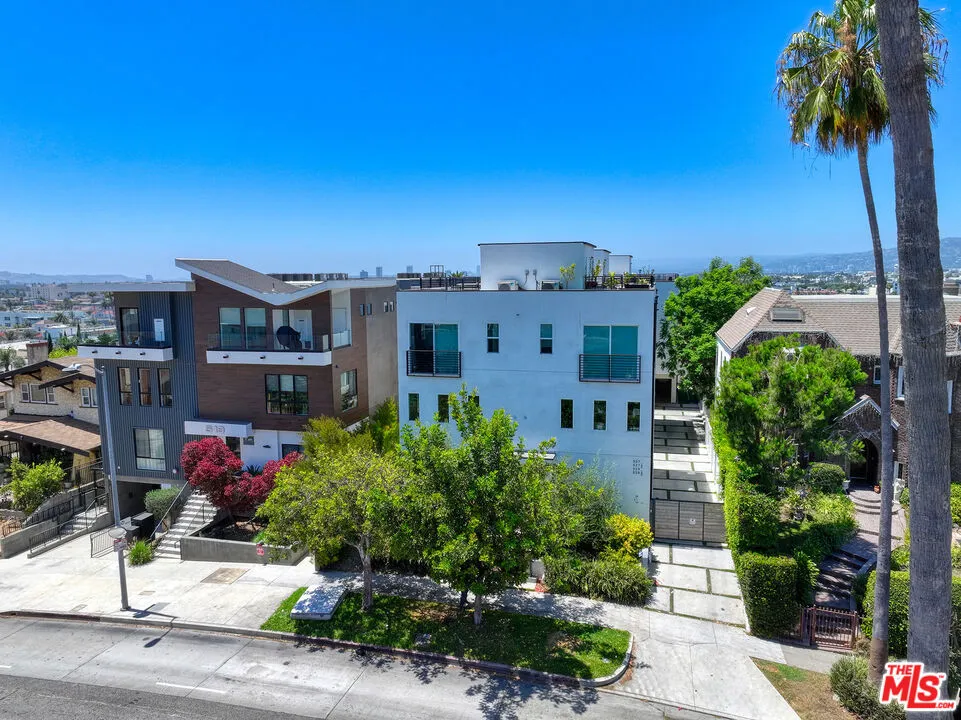 525 N Normandie Avenue, Los Angeles, California 90004 — photo 5