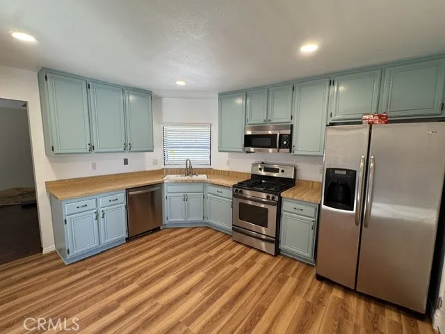 791 Kingfisher Court, Corona, California 92879 — photo 5
