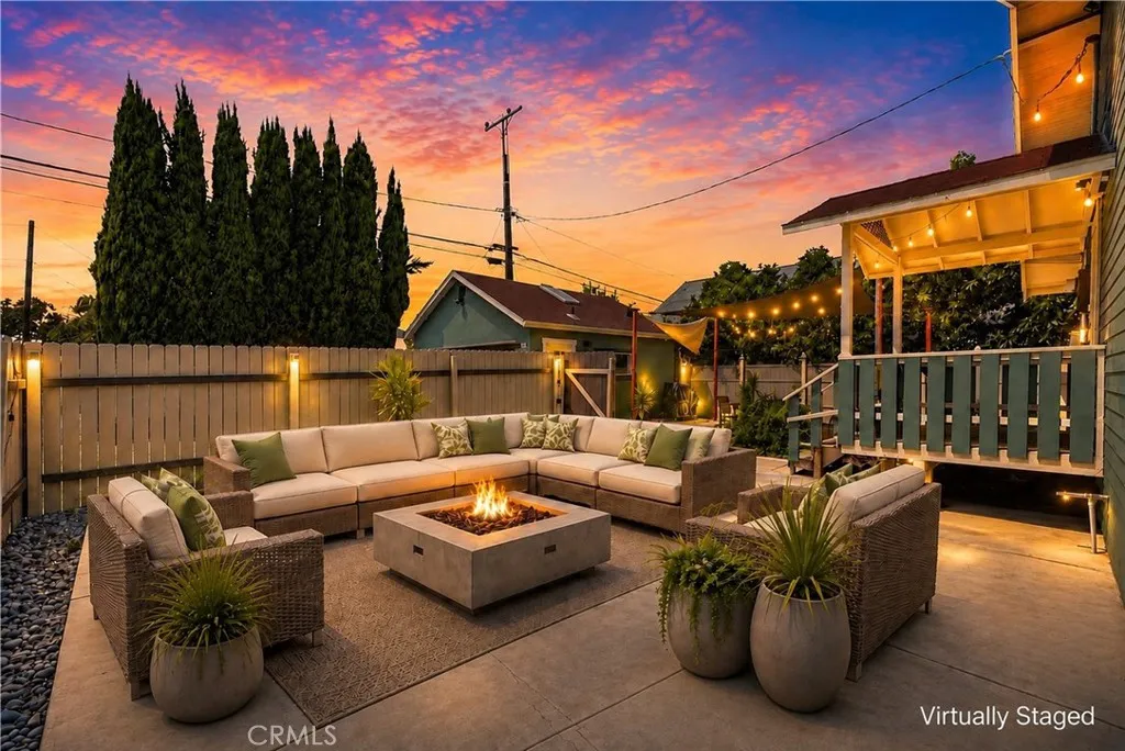 Welcome Home! Disclaimer: This backyard has been virtually staged to show potential Welcome Home! Disclaimer: This backyard has been virtually staged to show potential