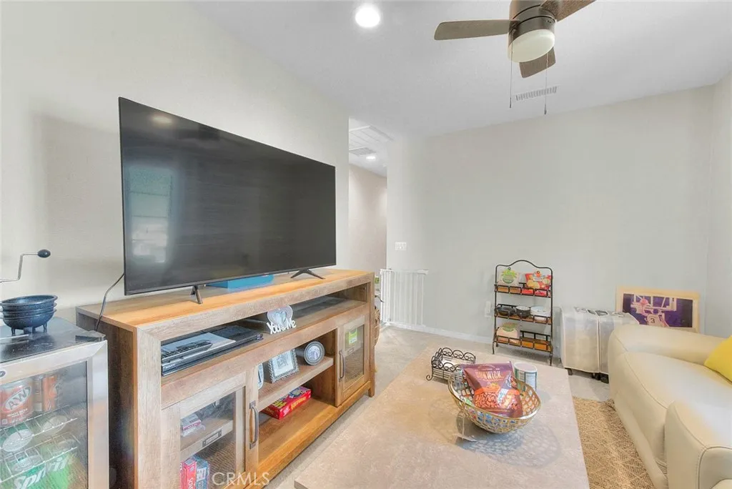 bonus room or could be 5th bedroom