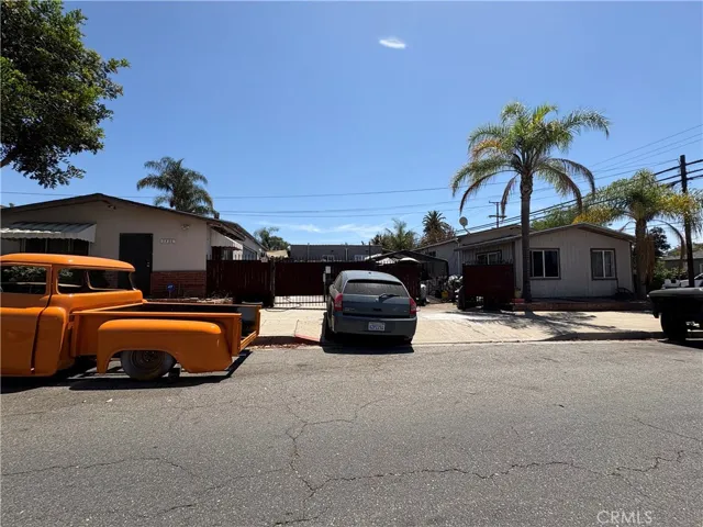 1024 E Nevada Street, Signal Hill, California 90755 — photo 4