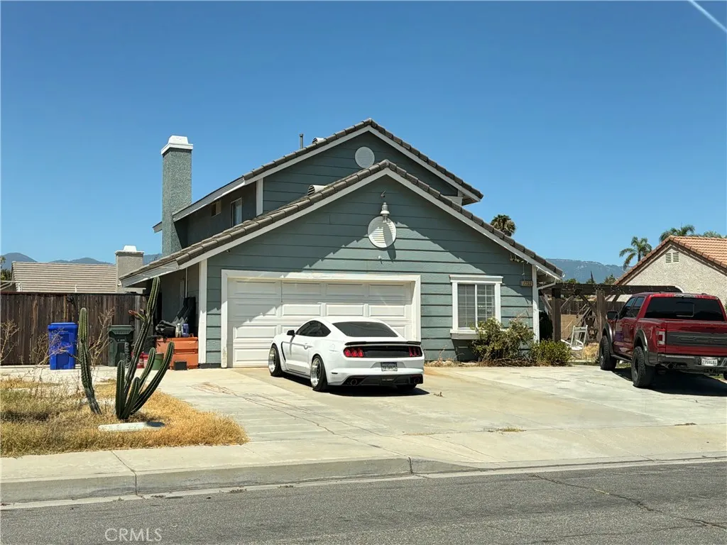 1222 W Cimarron