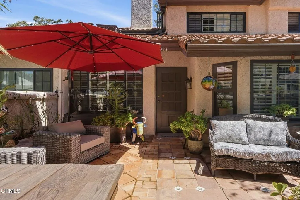 7-web-or-mls-483 Las Palomas Dr -07