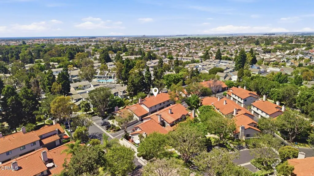 6-web-or-mls-483 Las Palomas Dr -06