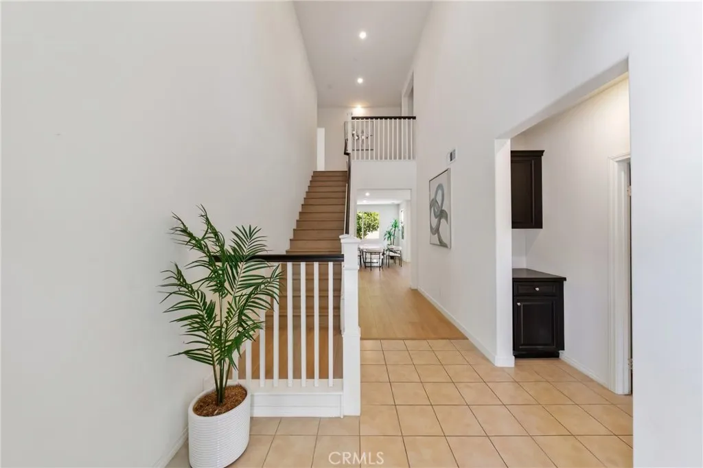 6956 La Rochelle Way, Chino, California 91710 — photo 4