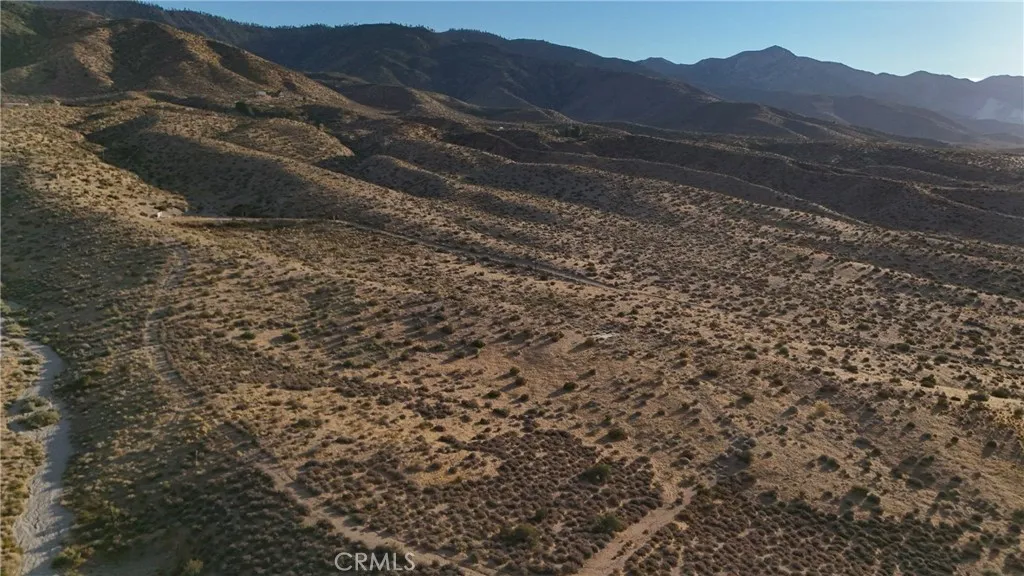 754 Crystal Creek (near) Road, Lucerne Valley, California 92356 — photo 4