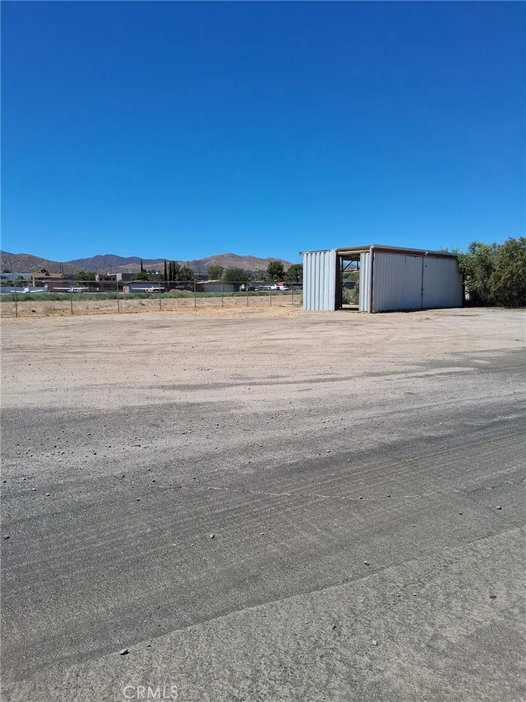 0 Crestview, Yucca Valley, California 92284 — photo 4