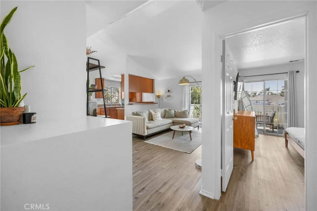 7841 Essex Drive 202, Huntington Beach, California 92648 — photo 4
