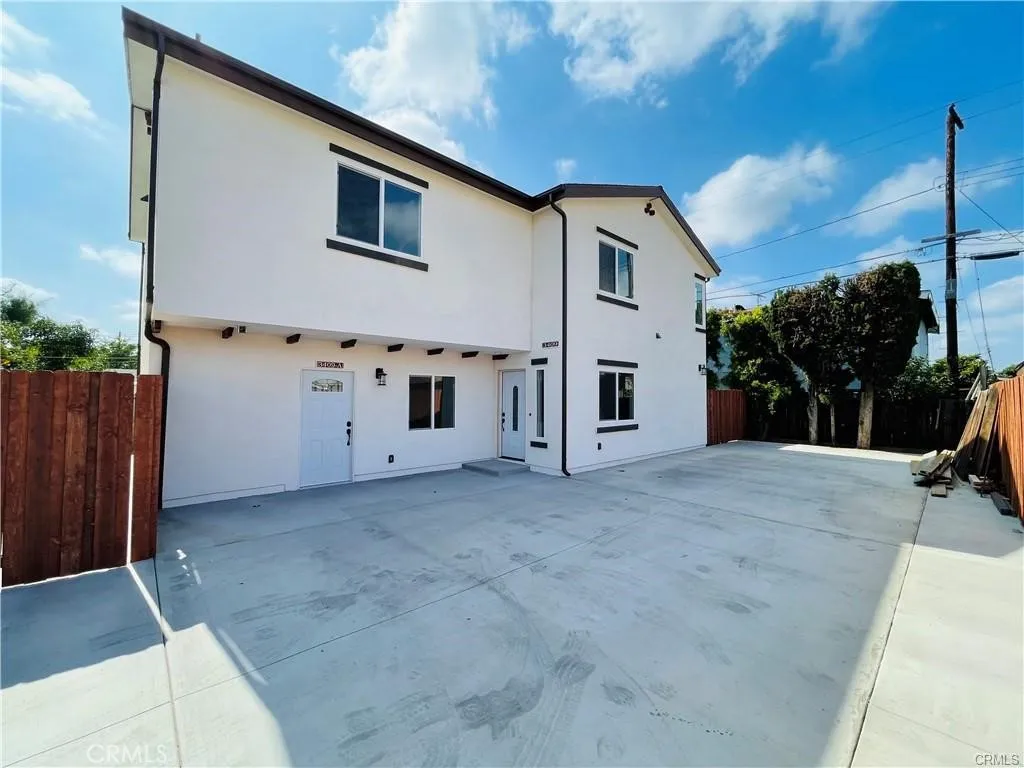 3409 Elizabeth Ave