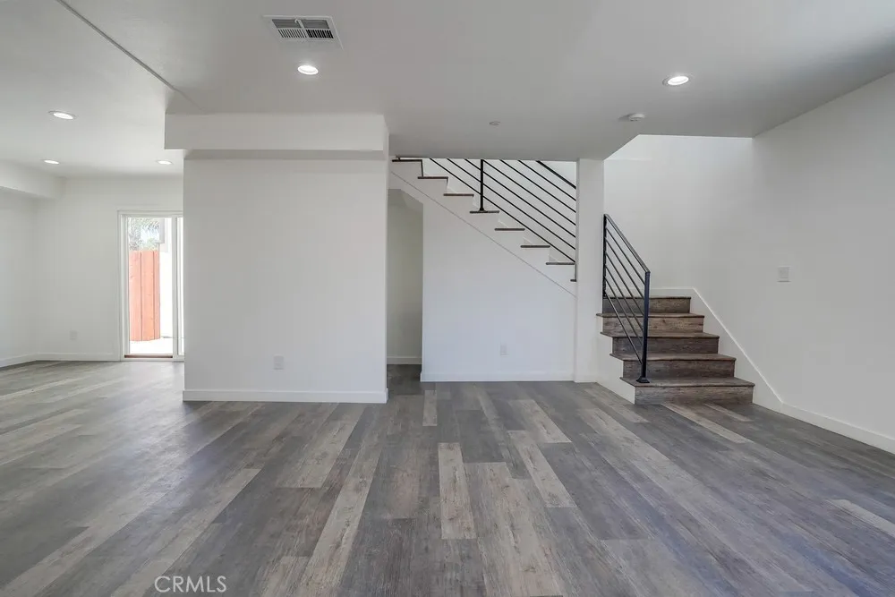 3409 Elizabeth Avenue, Lynwood, California 90262 — photo 4