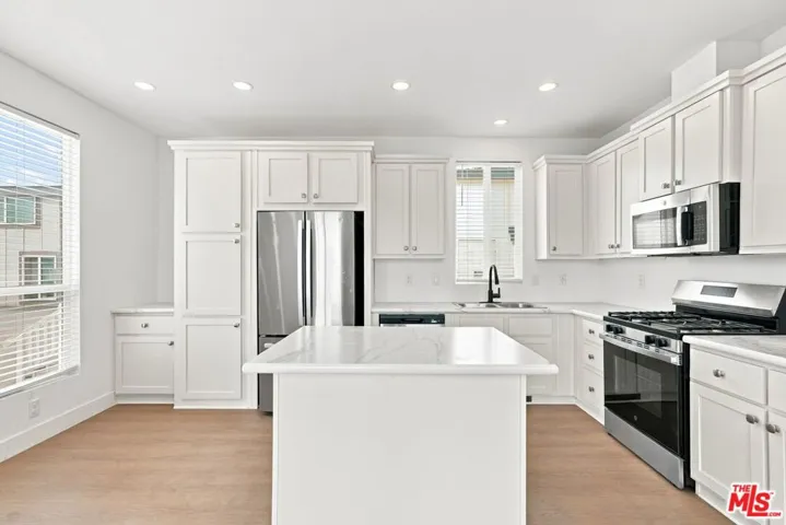 12301 San Fernando Road 502, Sylmar, California 91342 — photo 4