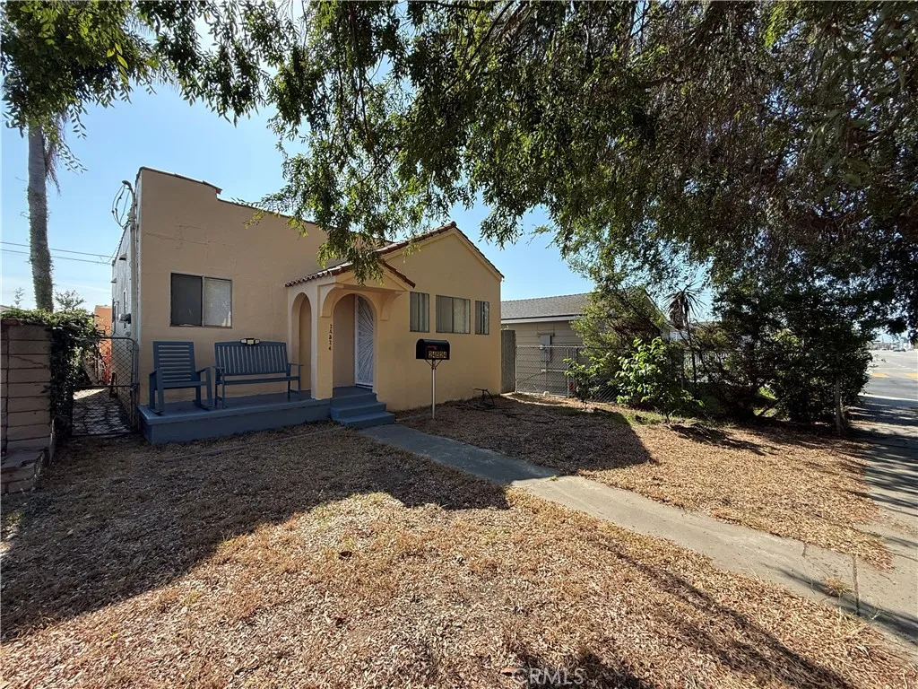24524 S Avalon, Wilmington, California 90744 — photo 4