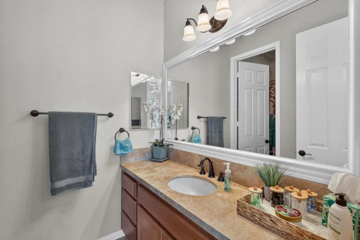 61414 Topaz Drive, La Quinta