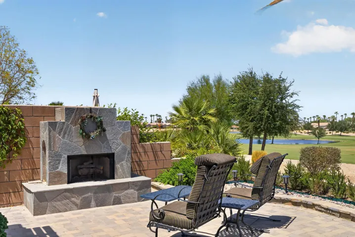 61414 Topaz Drive, La Quinta