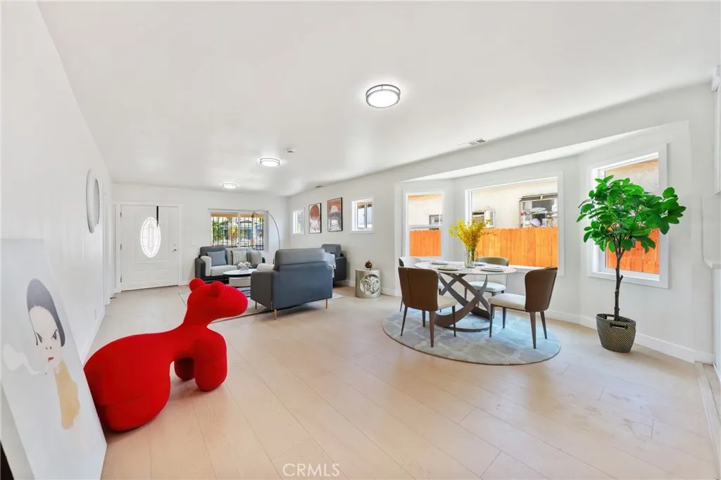 gallery-image 3