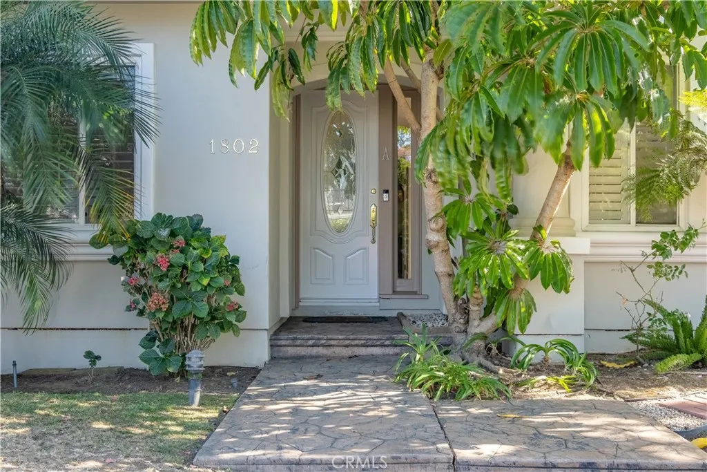 1802 Clark