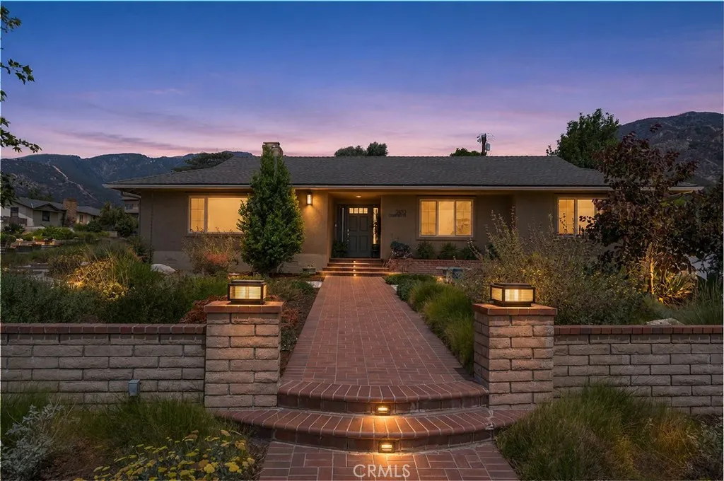 2439 Ocean View