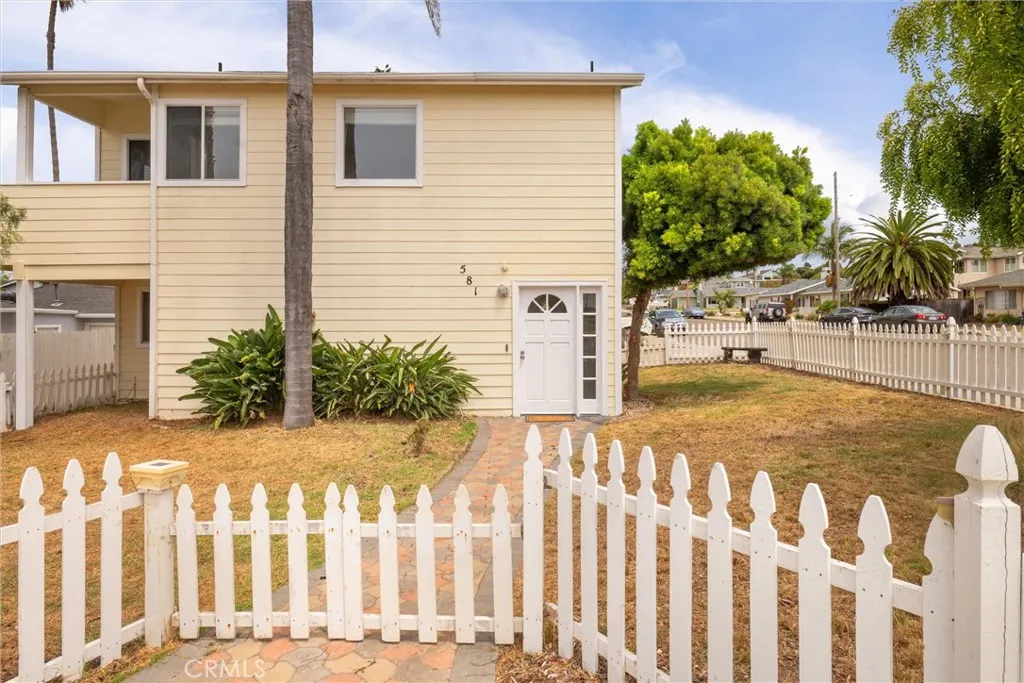 581 Newport, Grover Beach, California 93433 — photo 4