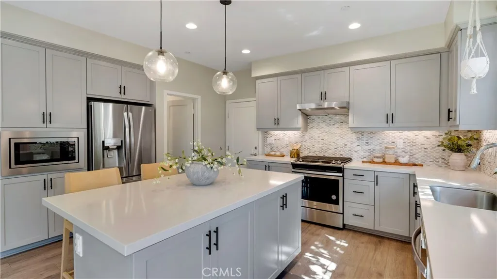 270 Novel, Irvine, California 92618 — photo 5