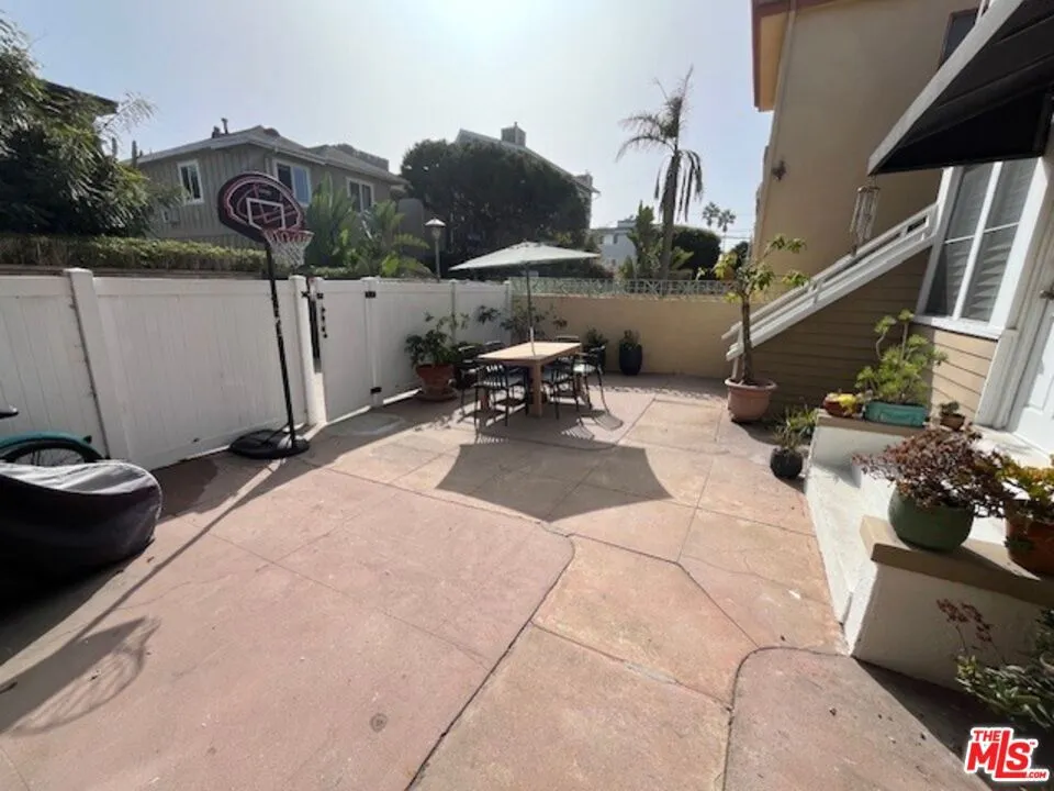 23 19th Avenue, Venice, California 90291 — photo 4