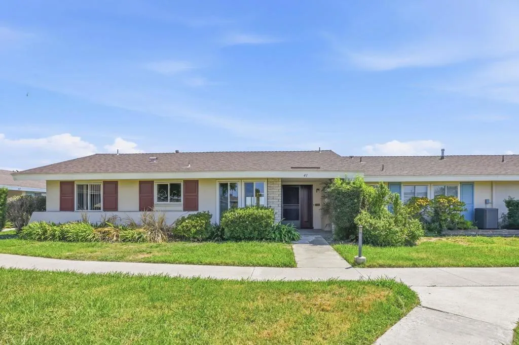 3685 Vista Campana N 41