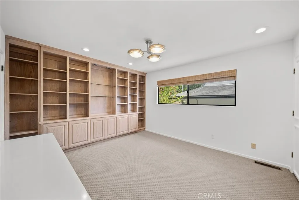 13523 Cheltenham, Sherman Oaks, California 91423 — photo 5