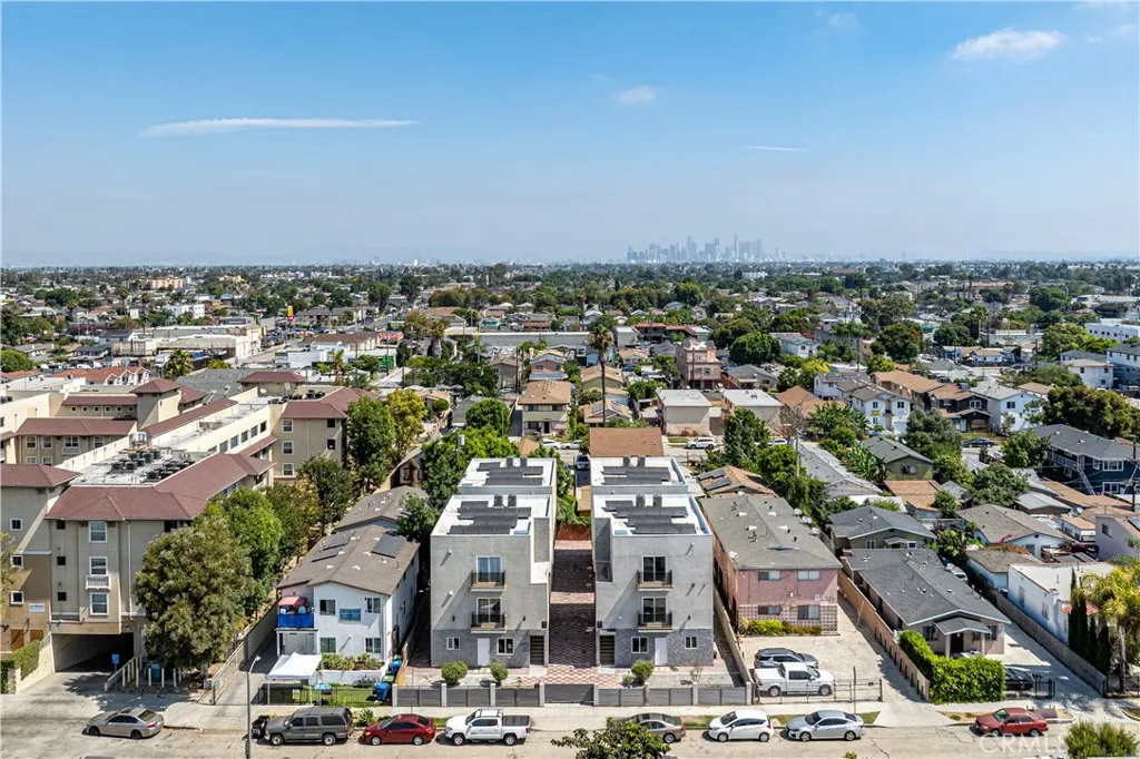 127 133 E 88th