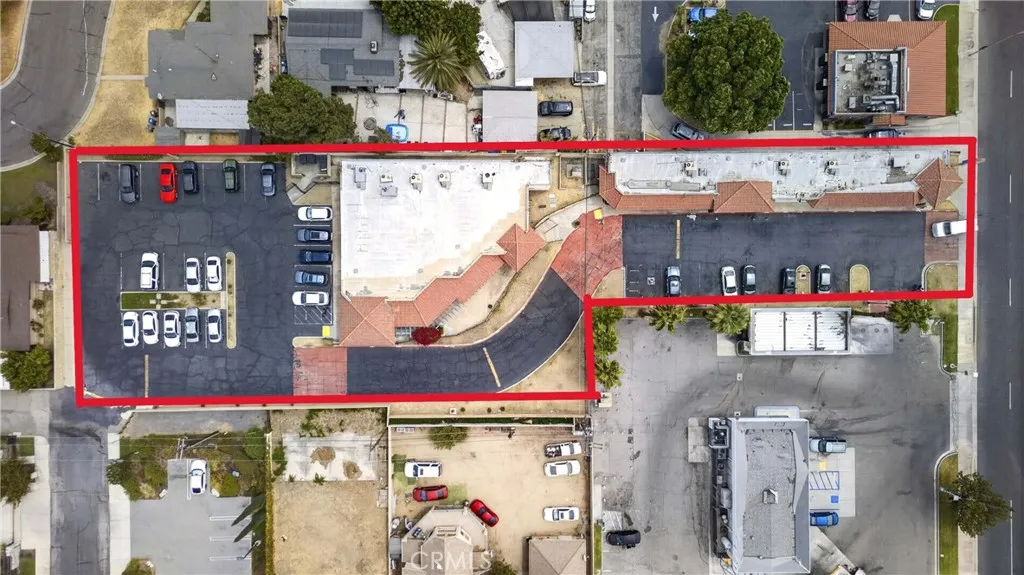 118 E Foothill