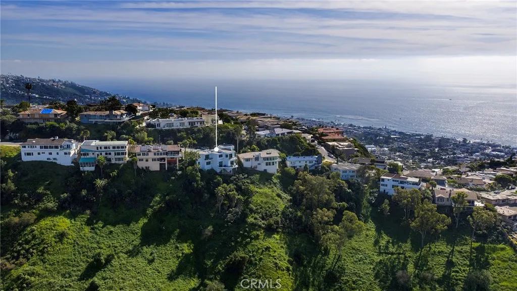 1425 Skyline Drive, Laguna Beach, California 92651 — photo 4