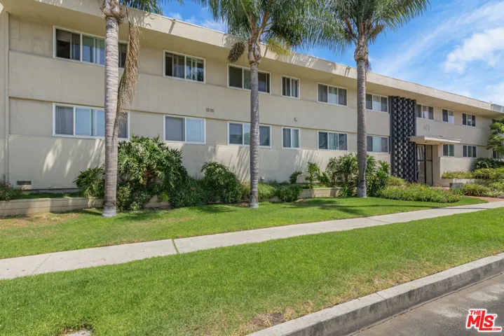 621 E 99th Street, Inglewood, California 90301 — photo 4