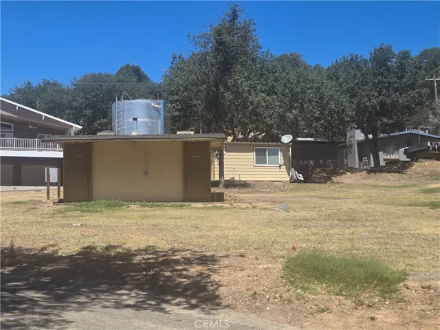 Community bathrooms near playground & Club BBQ area