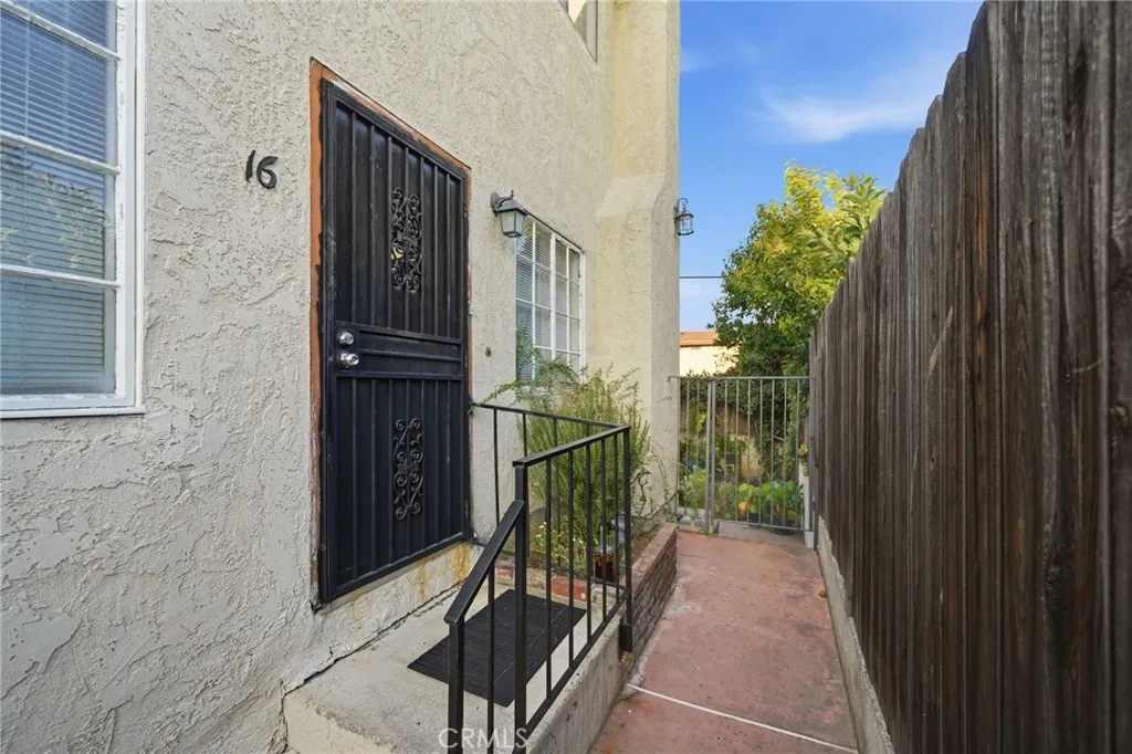 824 S Stoneman Avenue 16, Alhambra, California 91801 — photo 4