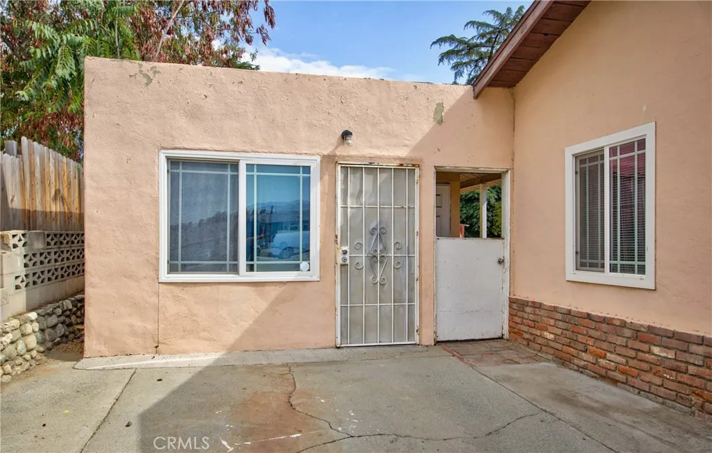 3135 W George, Banning, California 92220 — photo 4