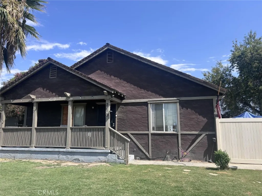 210 E 9th, San Bernardino, California 92410 — photo 5