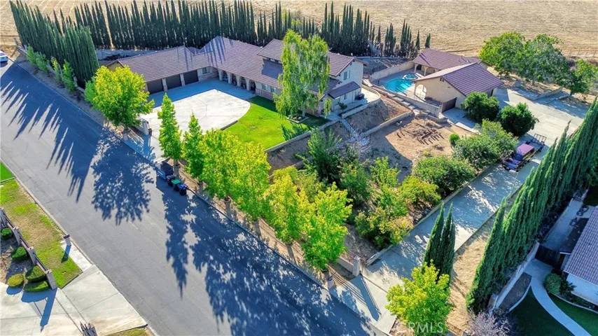 8956 Oak Creek Rd, Cherry Valley, California 92223 — photo 5