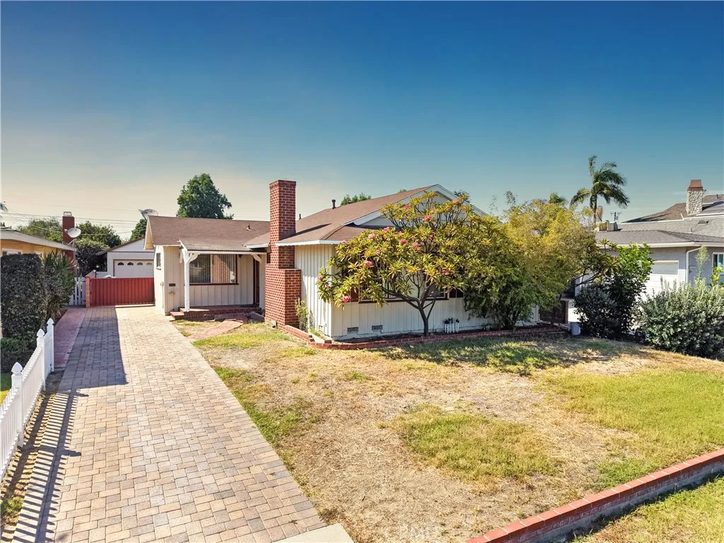 9933 Tristan Dr