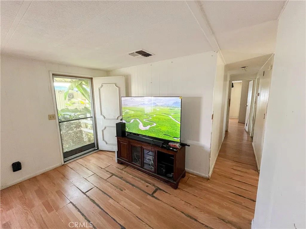 716 N Grand Avenue H5, Covina, California 91724 — photo 5